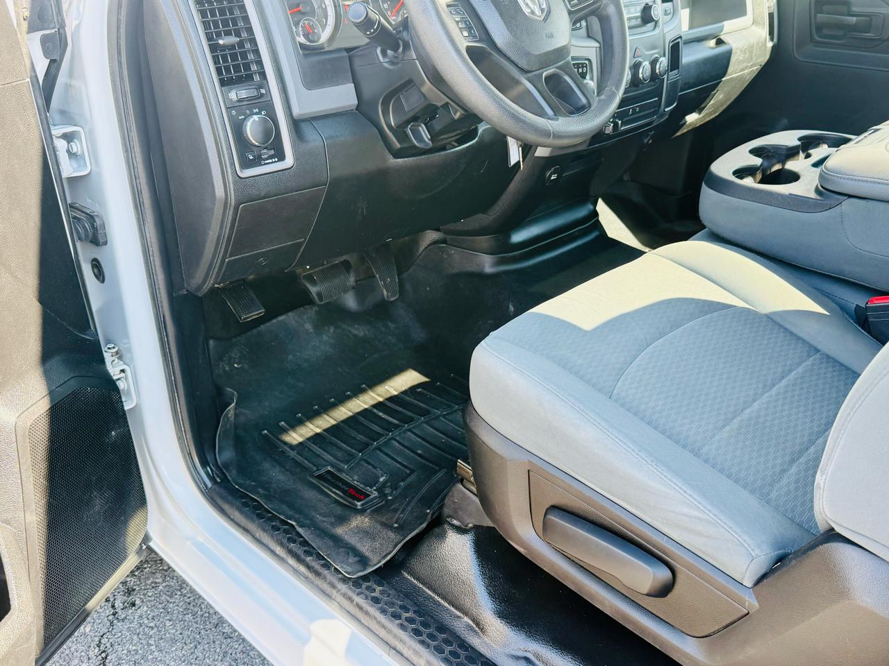 RAM 1500 Classic Tradesman Regular Cab LWB 4WD 2020