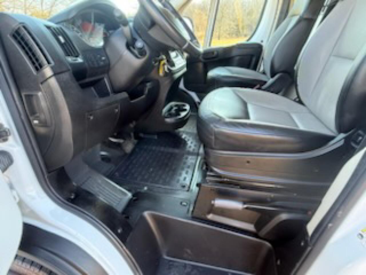 RAM Promaster 3500 Low Roof 136-in. WB 2021