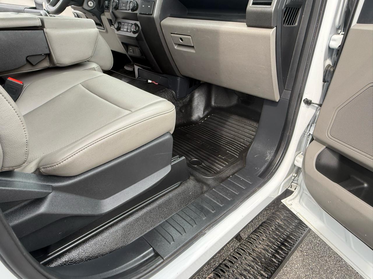 Ford F-250 SD XL 4WD 2022