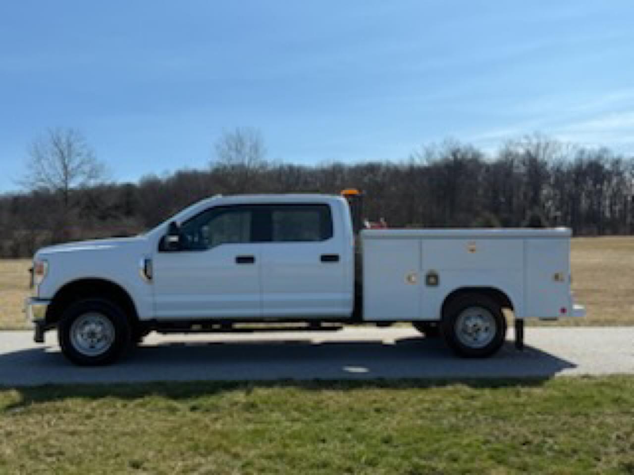 Ford F-250 SD XL Crew Cab 4WD 2022