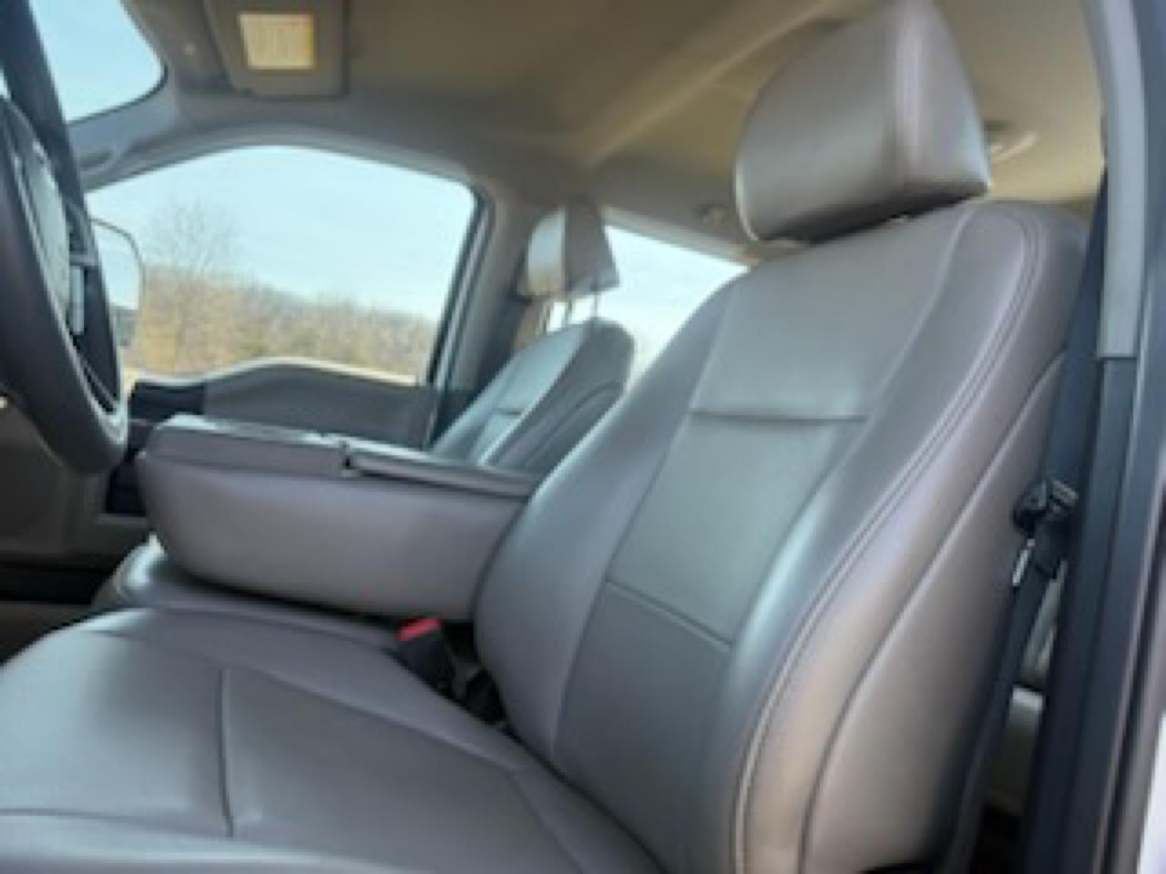 Ford F-250 SD XL Crew Cab 4WD 2022