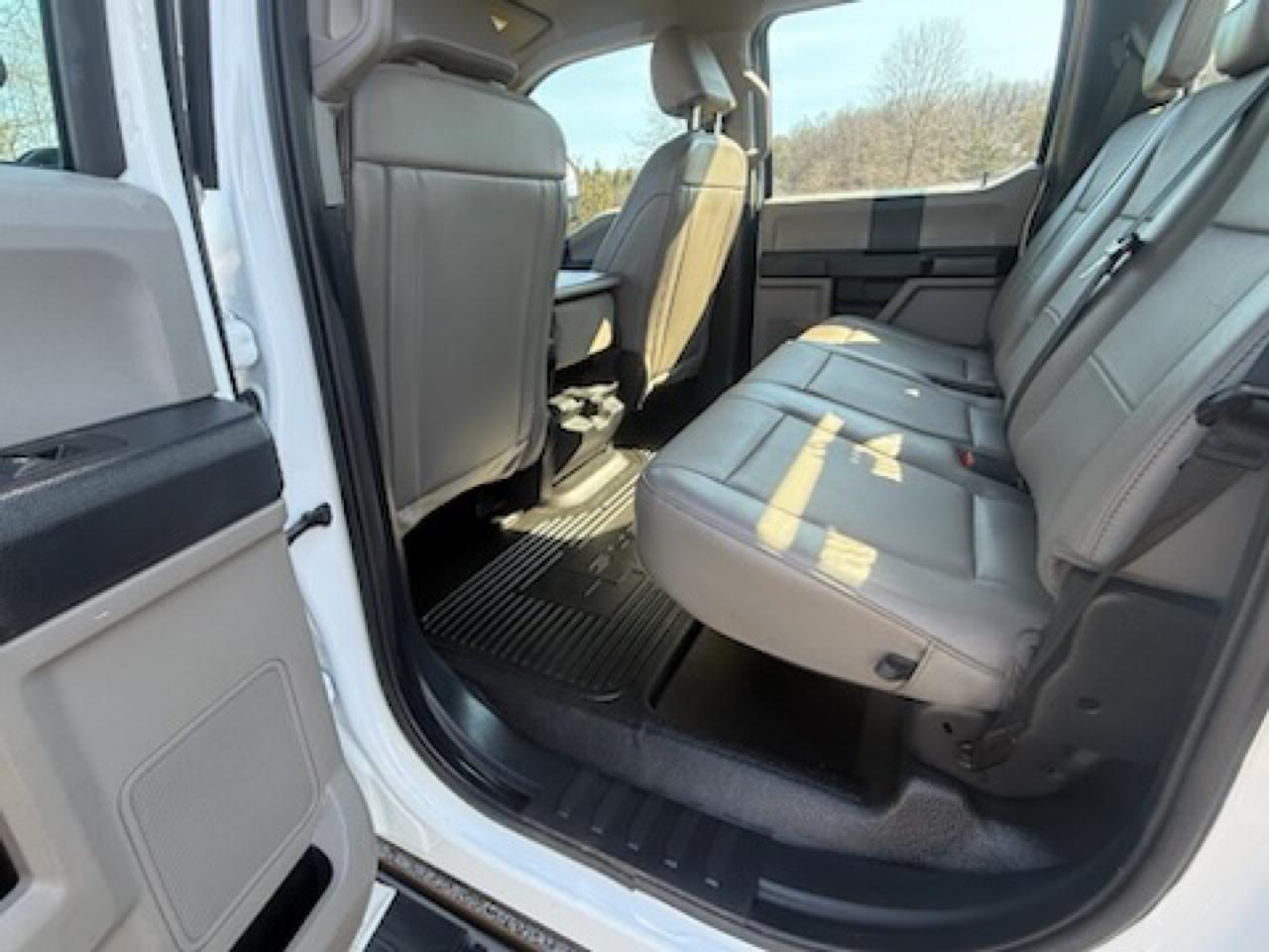 Ford F-250 SD XL Crew Cab 4WD 2022