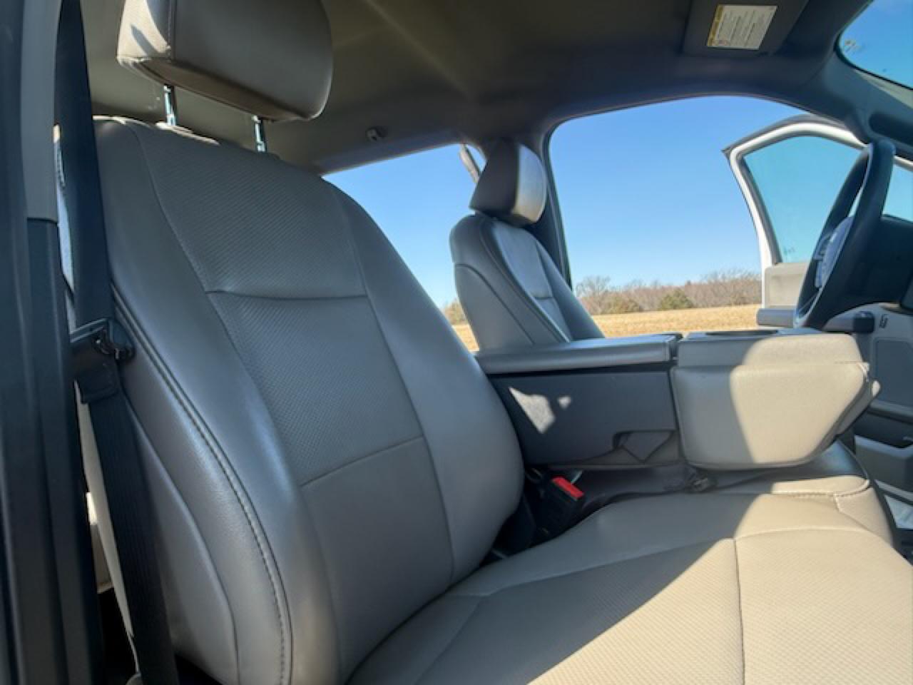 Ford F-250 SD XL Crew Cab 4WD 2022