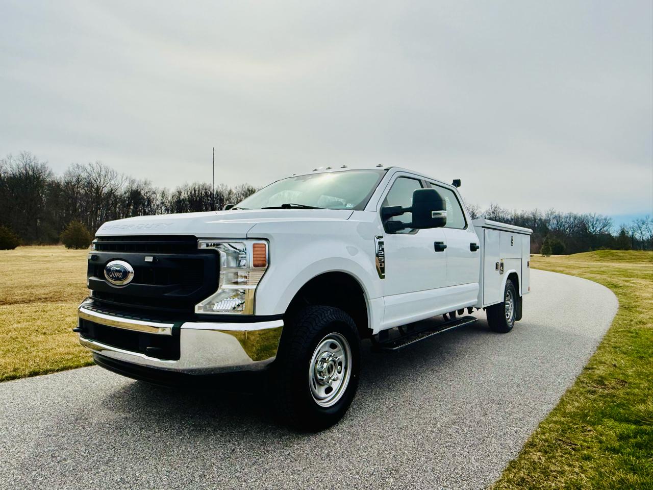 Ford F-250 SD XL Crew Cab 4WD 2022