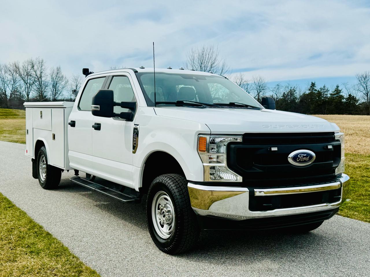 Ford F-250 SD XL Crew Cab 4WD 2022