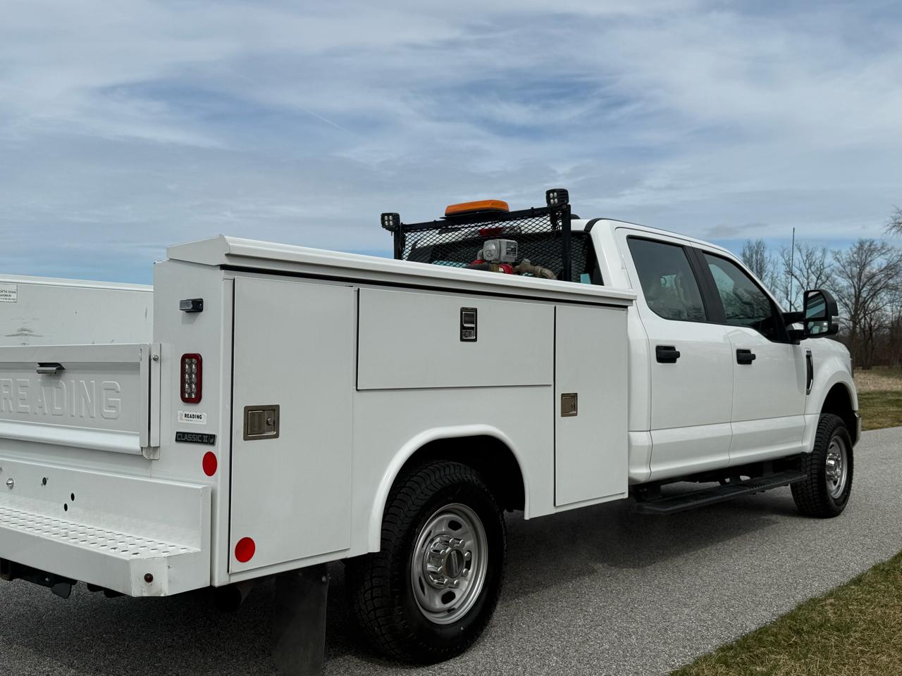 Ford F-250 SD XL Crew Cab 4WD 2022