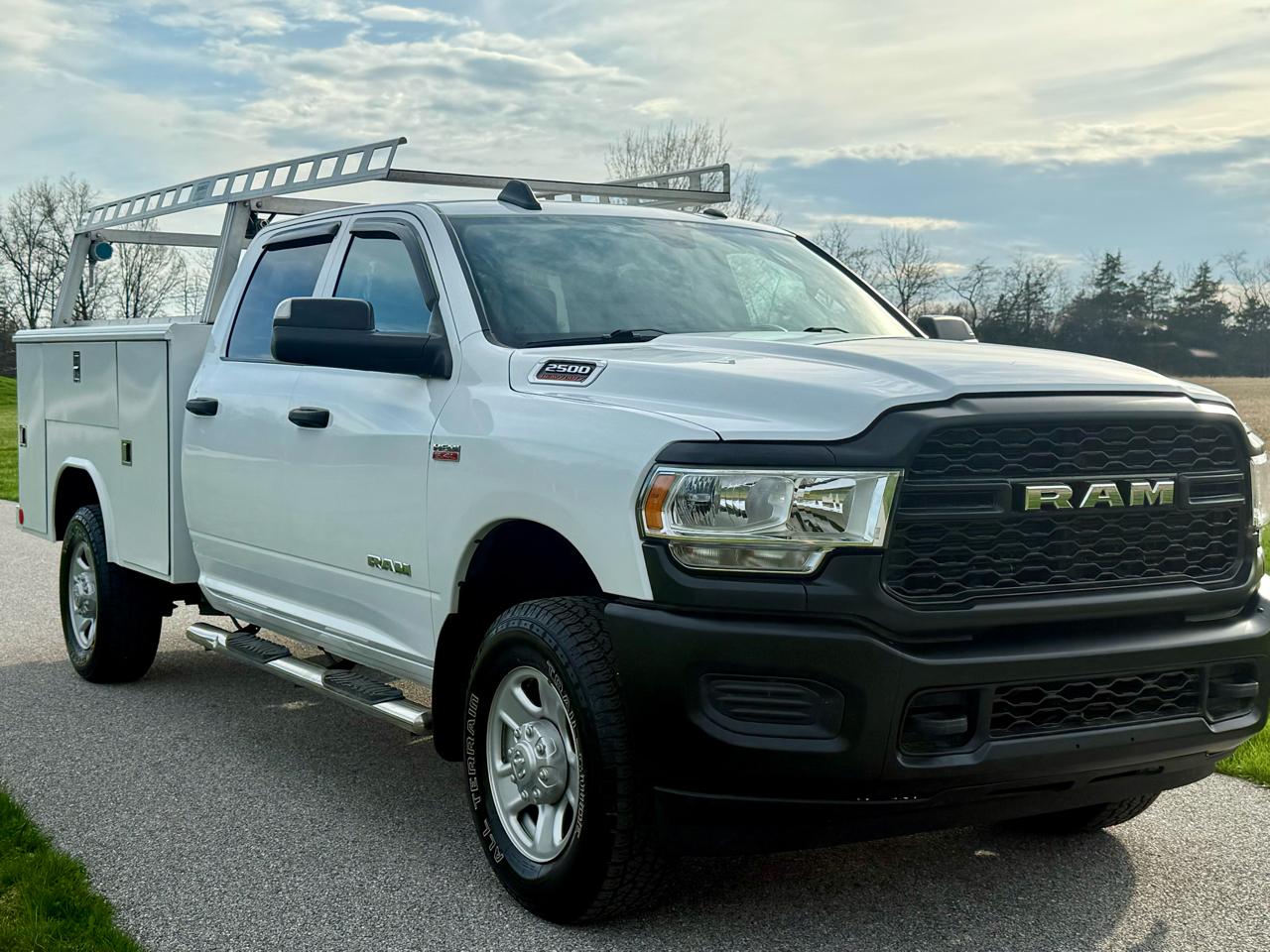 RAM 2500 Tradesman Crew Cab LWB 4WD 2020