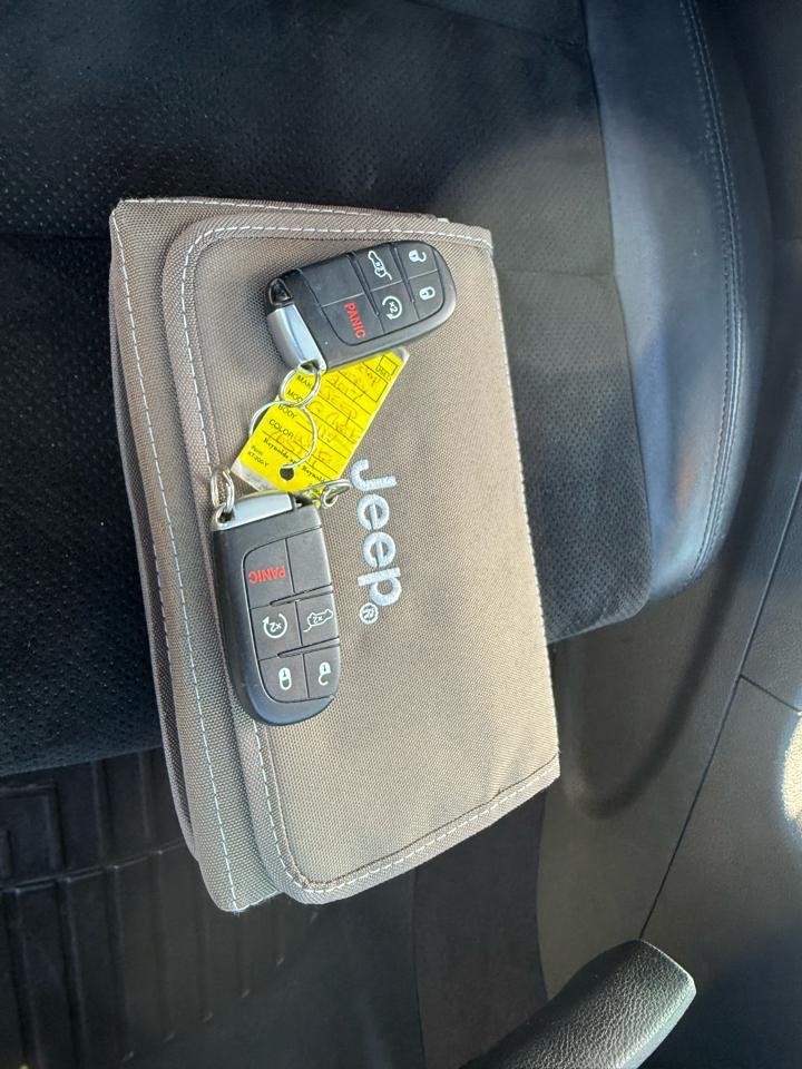 Jeep Grand Cherokee  2017