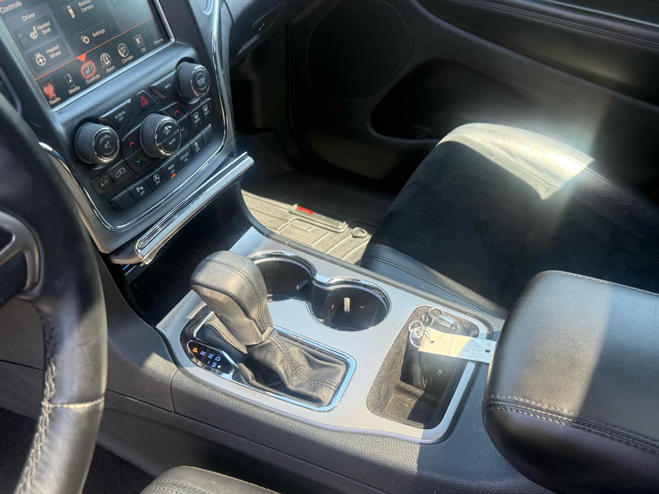 Jeep Grand Cherokee  2017