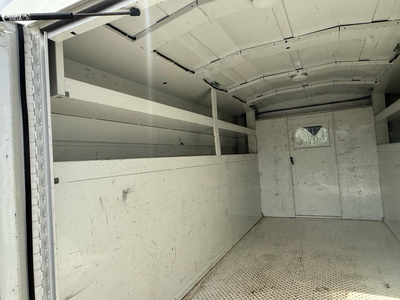 Ford Transit T-250 2015