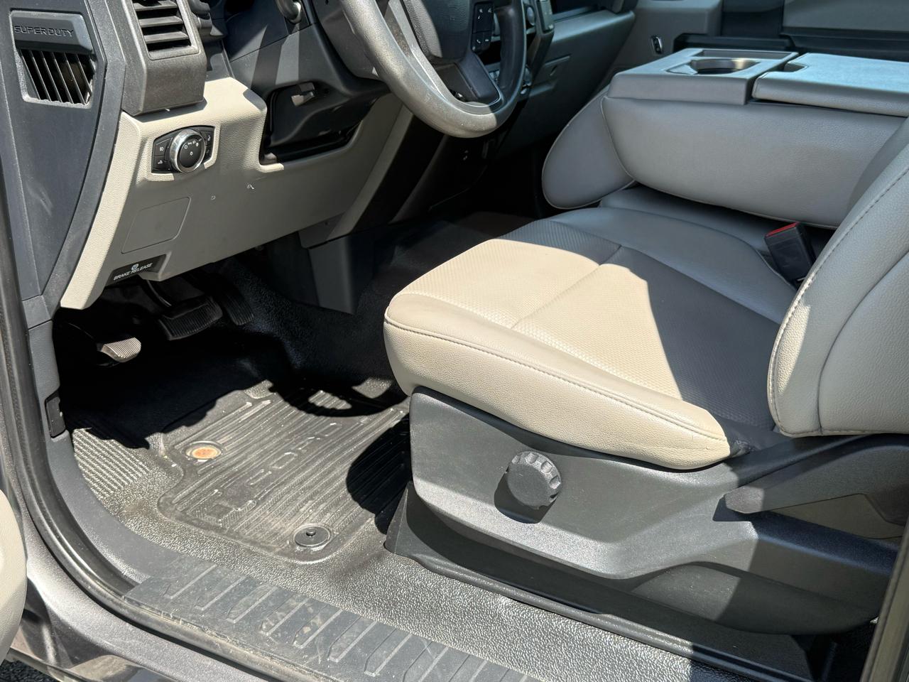 Ford F-250 SD XL SuperCab Short Bed 4WD 2022