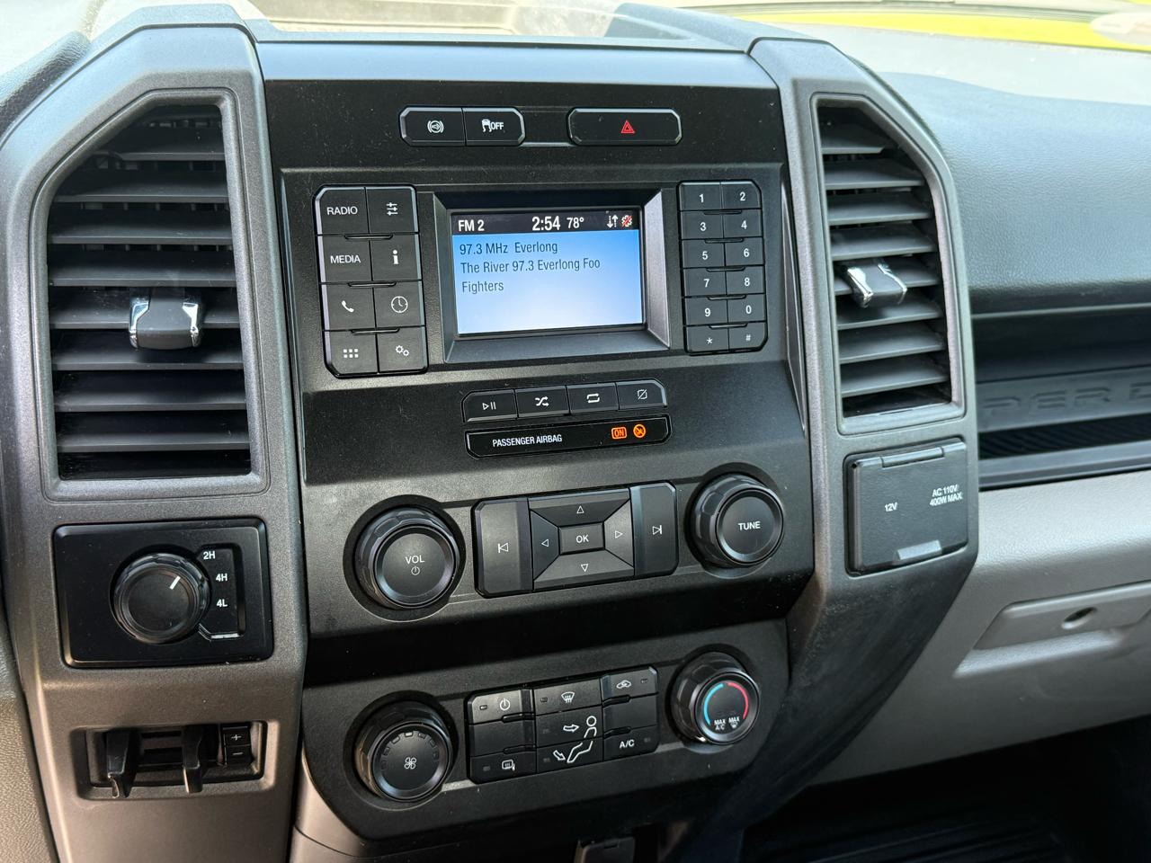 Ford F-250 SD XL SuperCab Short Bed 4WD 2022