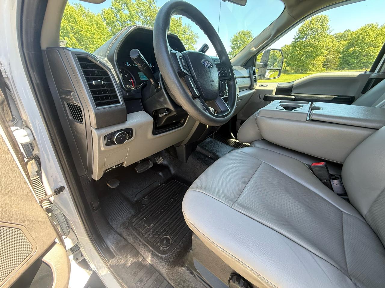 Ford F-350 SD XL SuperCab Long Bed 4WD 2020