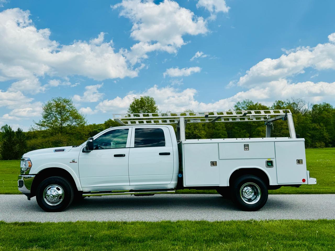 RAM 3500 Crew Cab 4WD DRW 2023