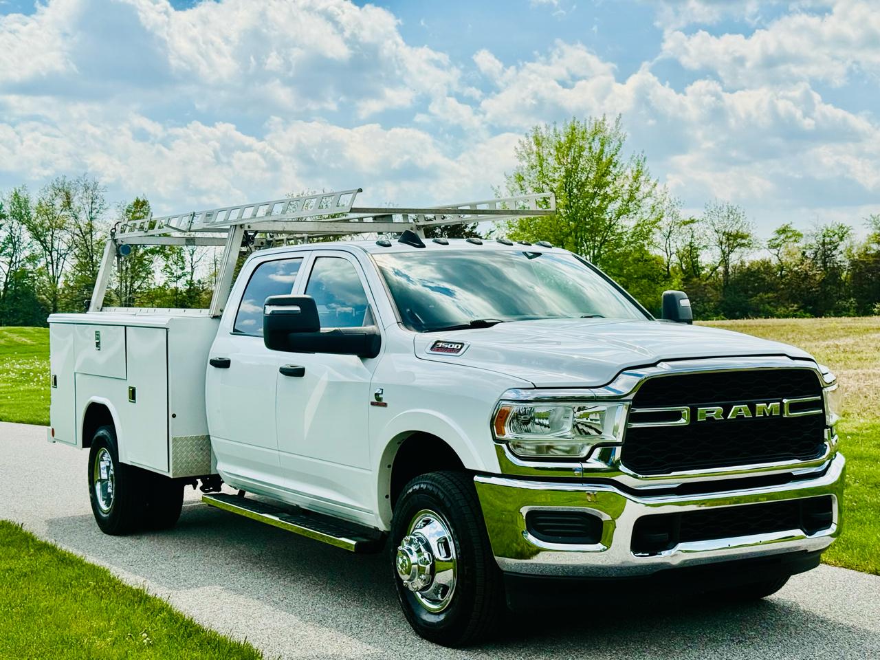 RAM 3500 Crew Cab 4WD DRW 2023