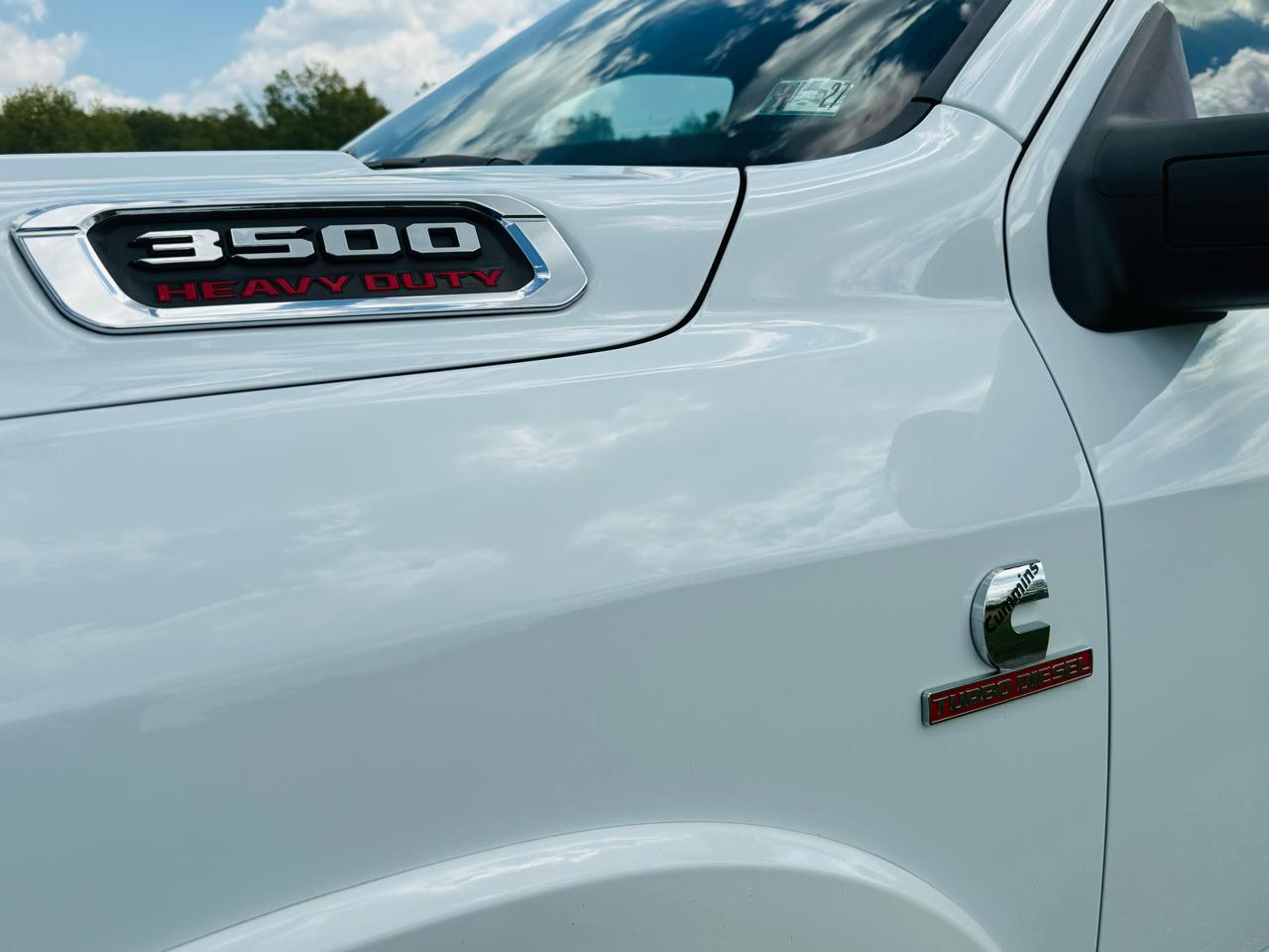 RAM 3500 Crew Cab 4WD DRW 2023