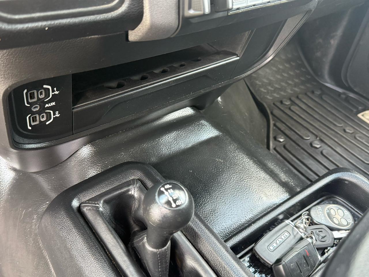 RAM 3500 Crew Cab 4WD DRW 2023
