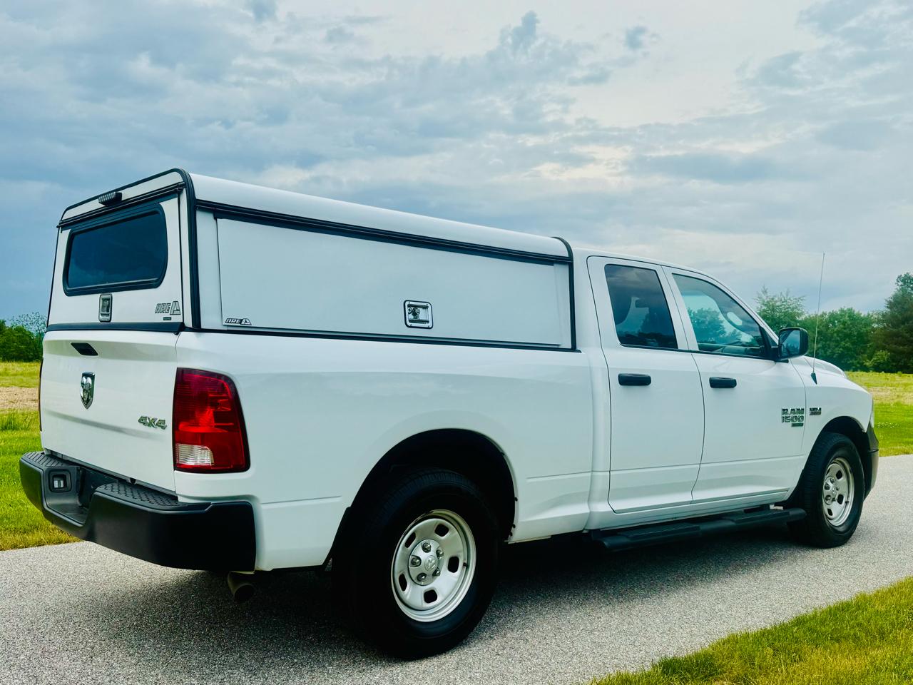 RAM 1500 Classic Tradesman Quad Cab 4WD 2022