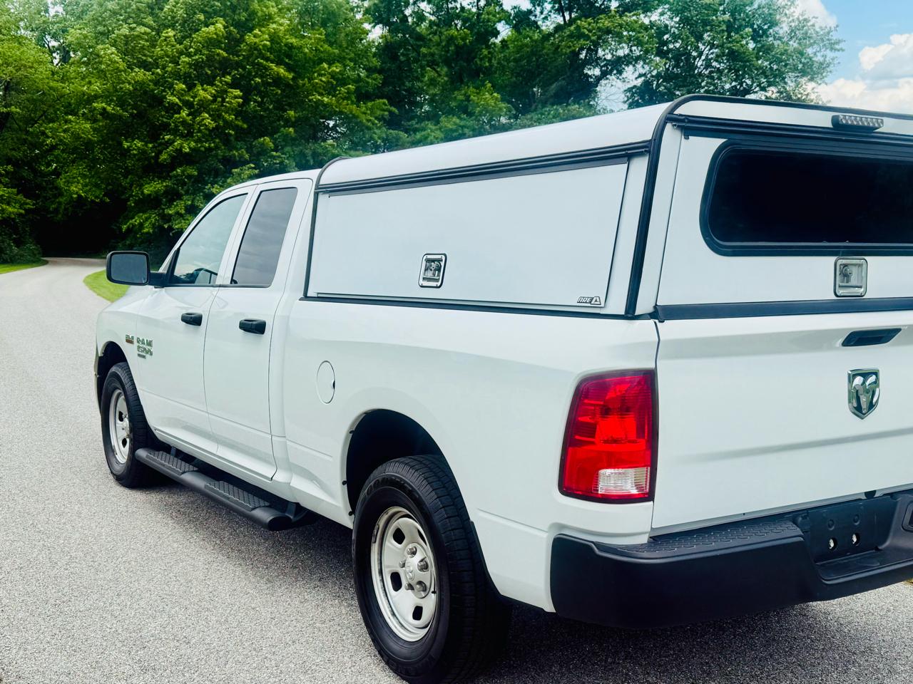 RAM 1500 Classic Tradesman Quad Cab 4WD 2022