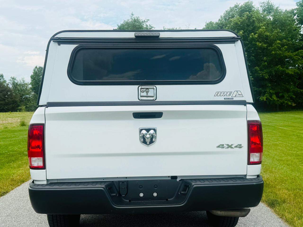 RAM 1500 Classic Tradesman Quad Cab 4WD 2022