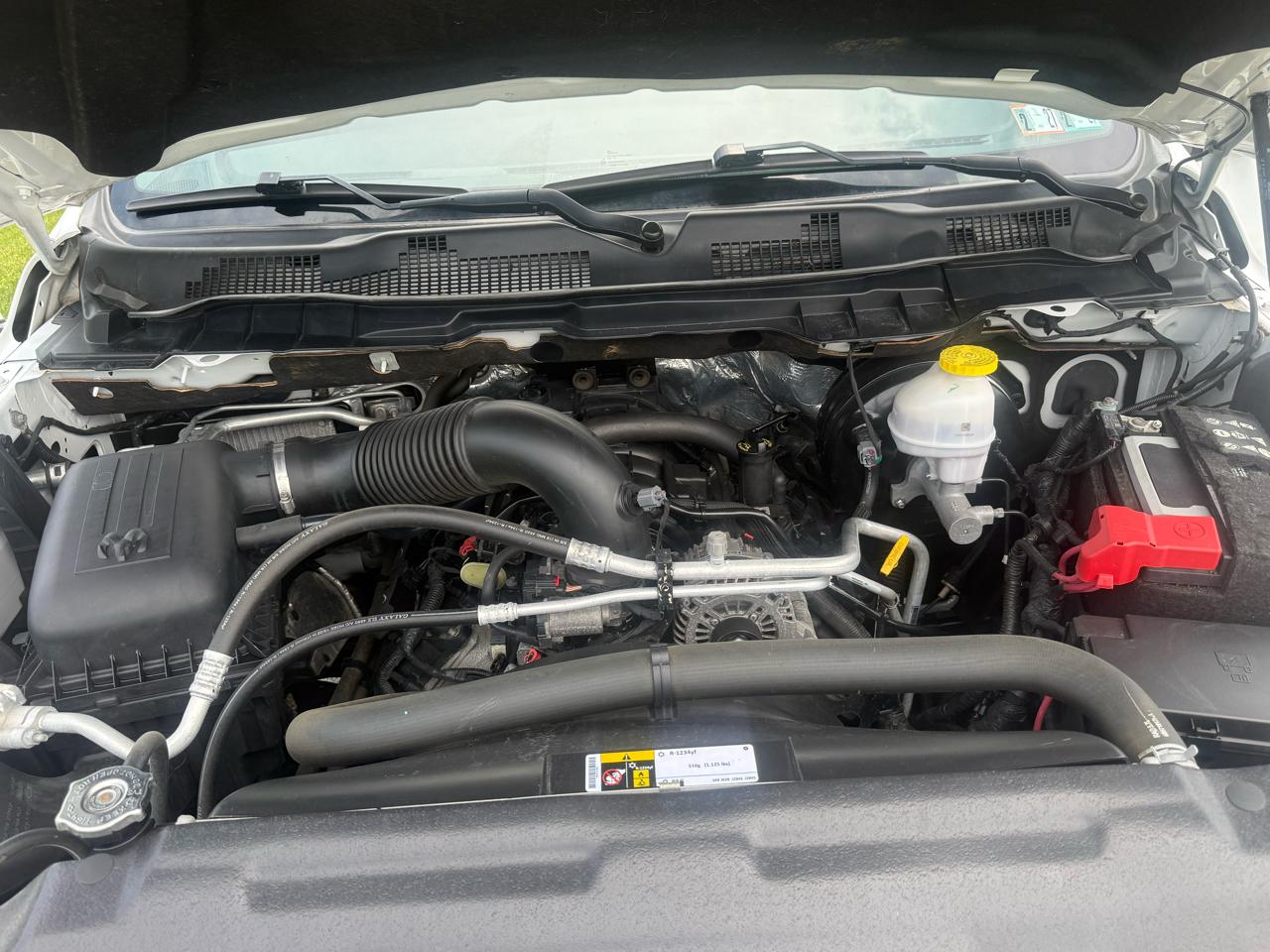 RAM 1500 Classic Tradesman Quad Cab 4WD 2022