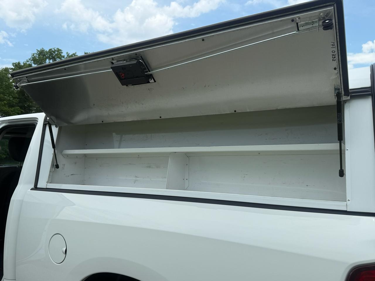 RAM 1500 Classic Tradesman Quad Cab 4WD 2022