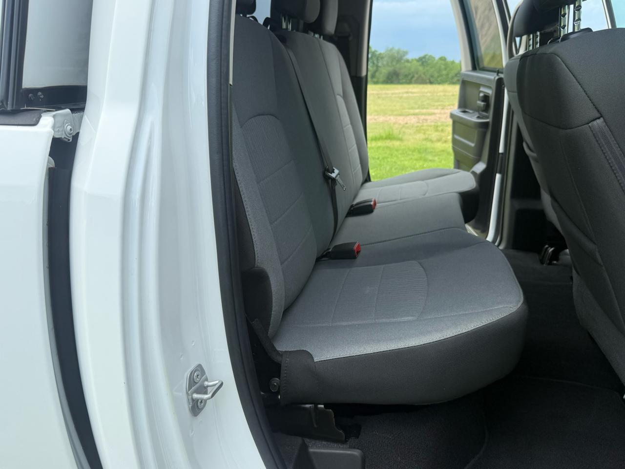RAM 1500 Classic Tradesman Quad Cab 4WD 2022