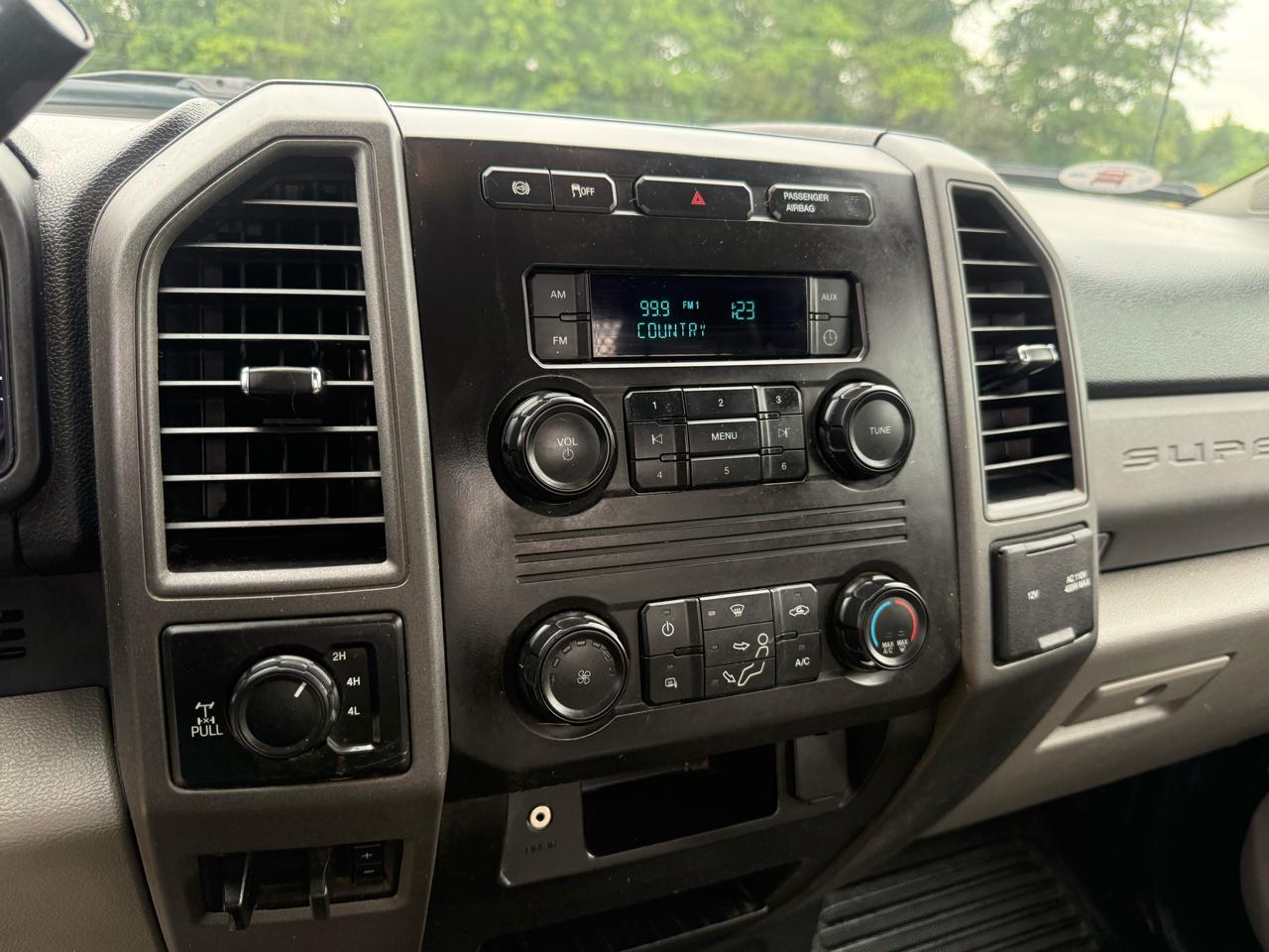 Ford F-250 SD XL 4WD 2019