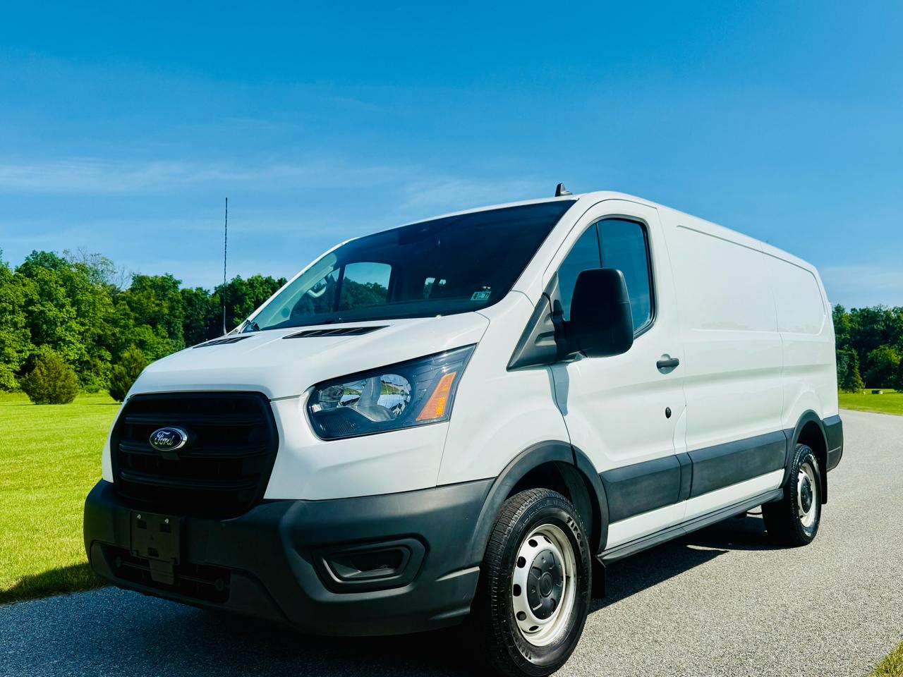 2020 Ford Transit 250 Van Low Roof w/Sliding Pass. 130-in. WB