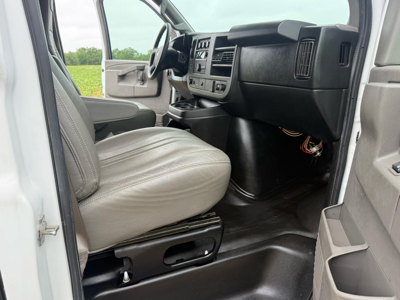 Chevrolet Express 2500 Cargo 2017