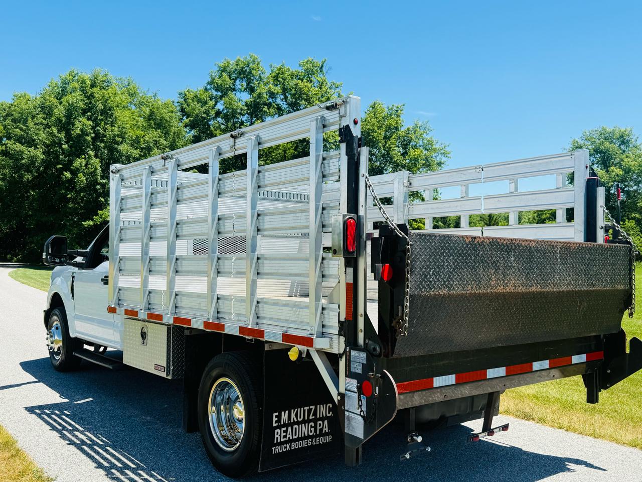 Ford F-350 SD XL DRW 2WD 2017