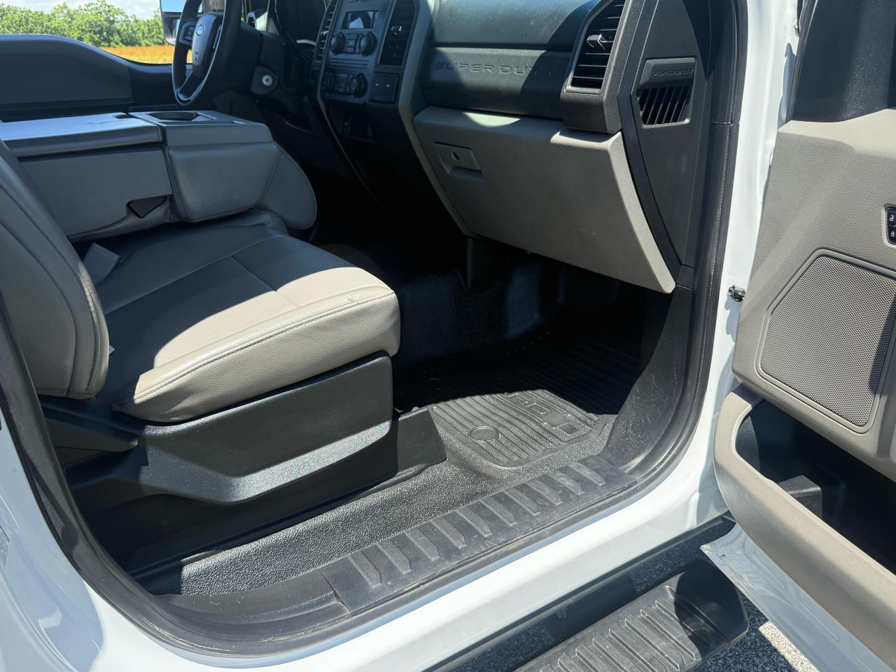 Ford F-350 SD XL DRW 2WD 2017