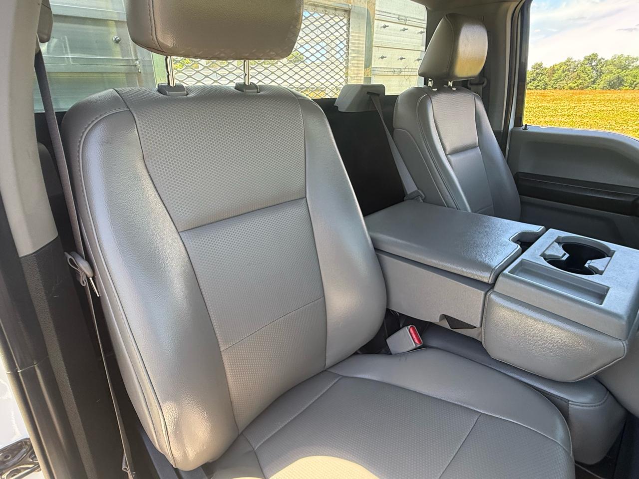 Ford F-350 SD XL DRW 2WD 2017