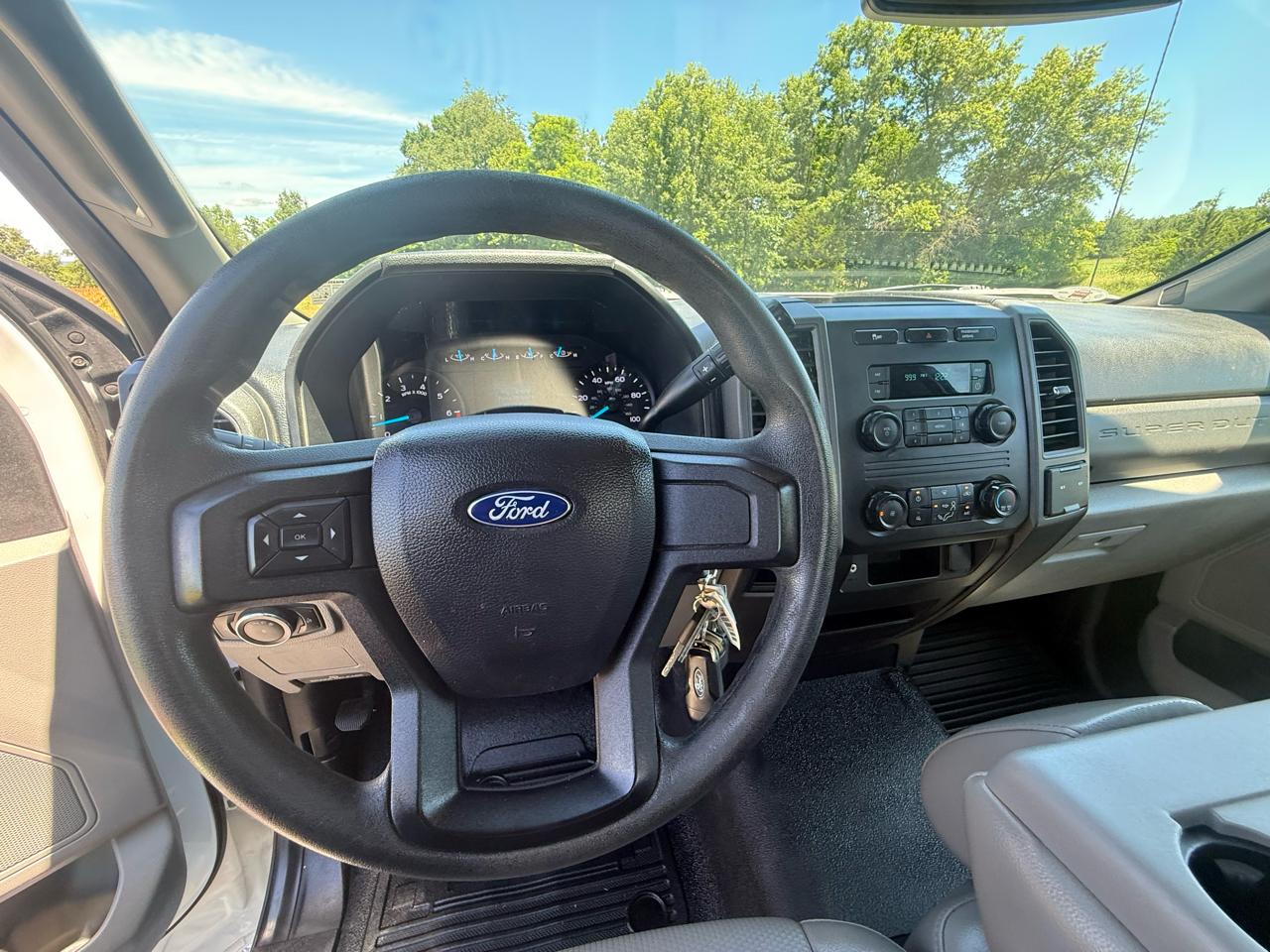 Ford F-350 SD XL DRW 2WD 2017