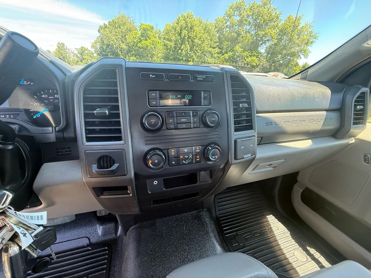 Ford F-350 SD XL DRW 2WD 2017