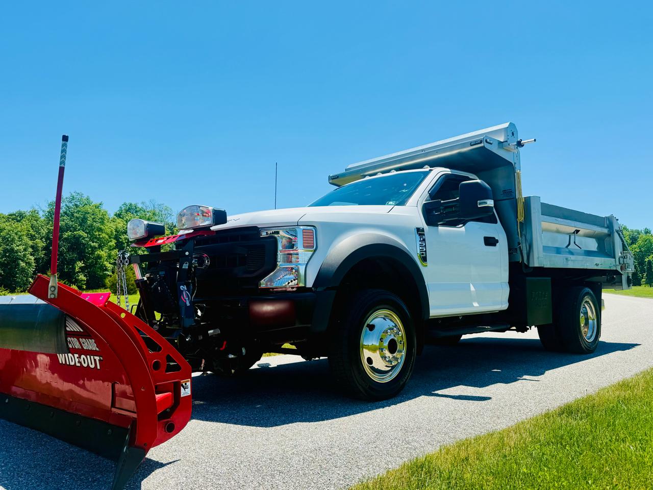 2022 Ford F-550 Regular Cab DRW 4WD