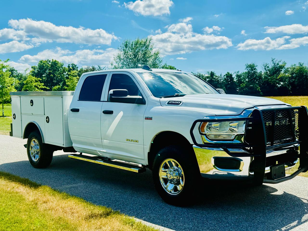 RAM 2500 Tradesman Crew Cab LWB 4WD 2022