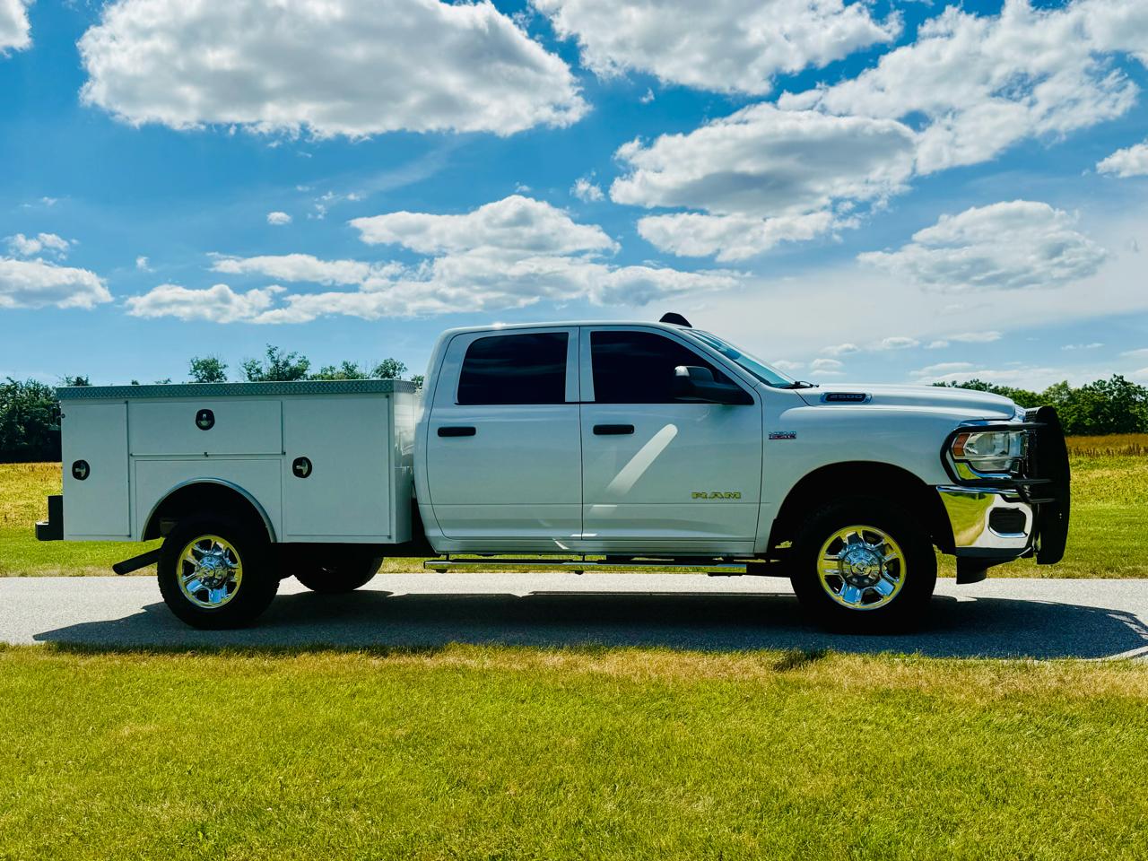 RAM 2500 Tradesman Crew Cab LWB 4WD 2022