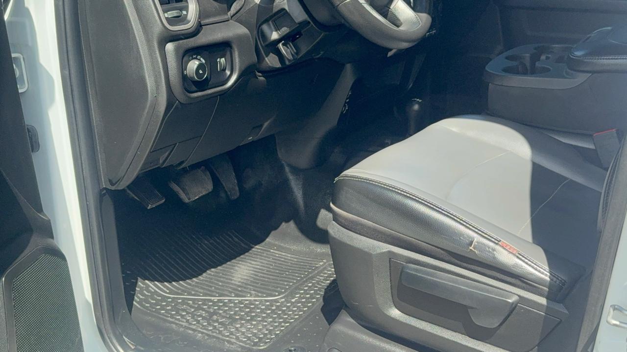 RAM 2500 Tradesman Crew Cab LWB 4WD 2022