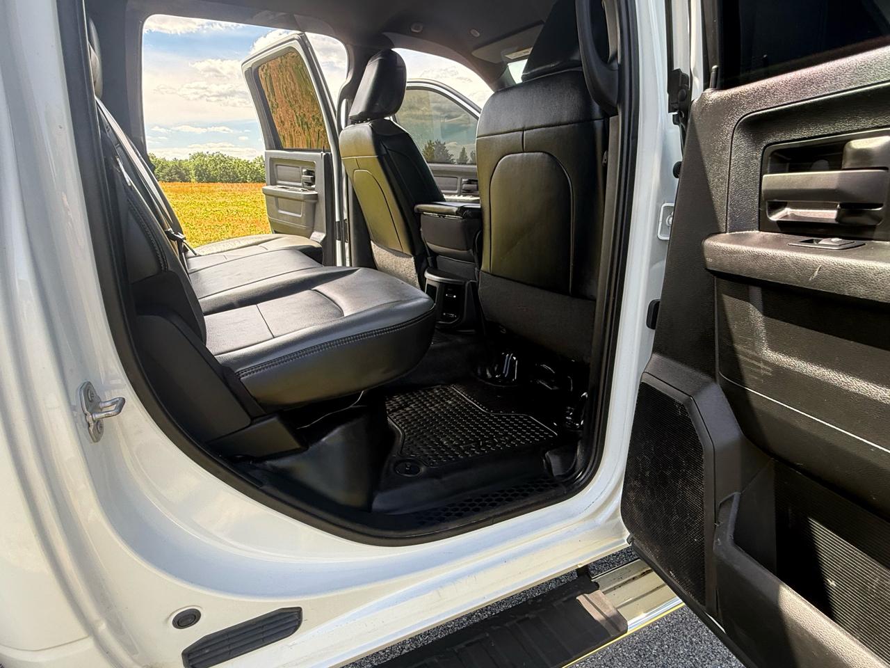RAM 2500 Tradesman Crew Cab LWB 4WD 2022
