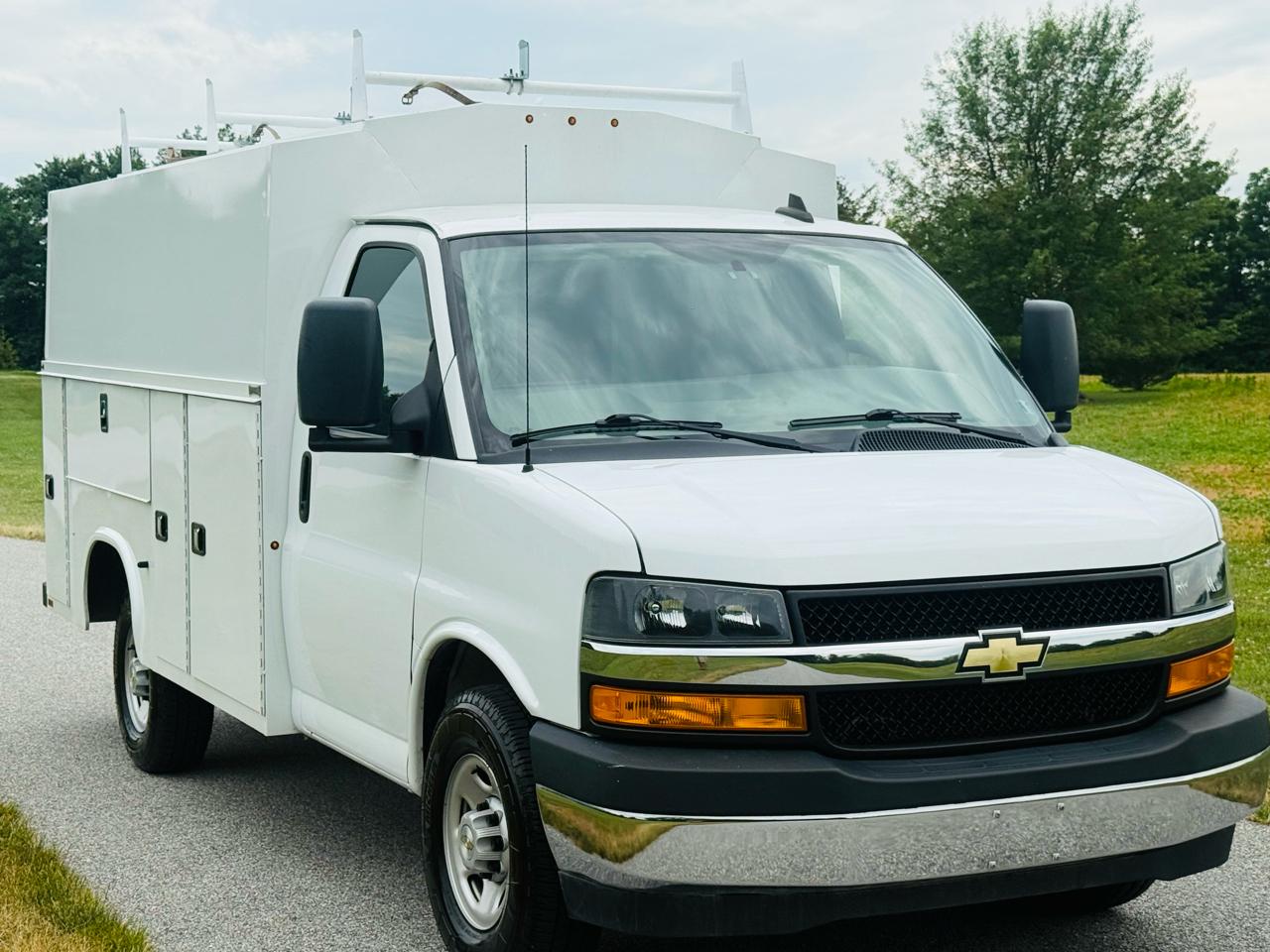 Chevrolet Express G3500 139" 2022