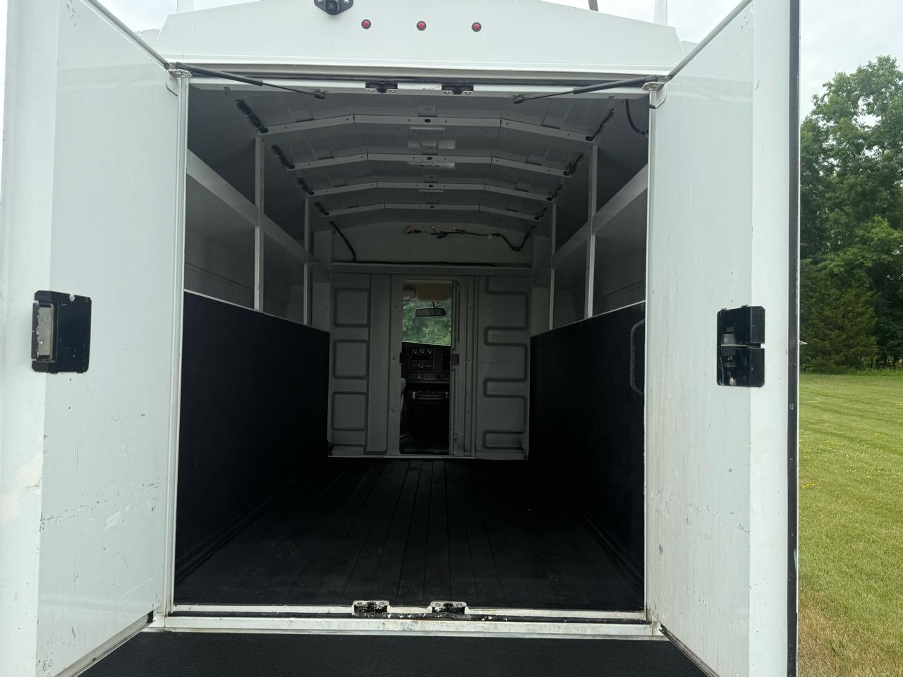 Chevrolet Express G3500 139" 2022