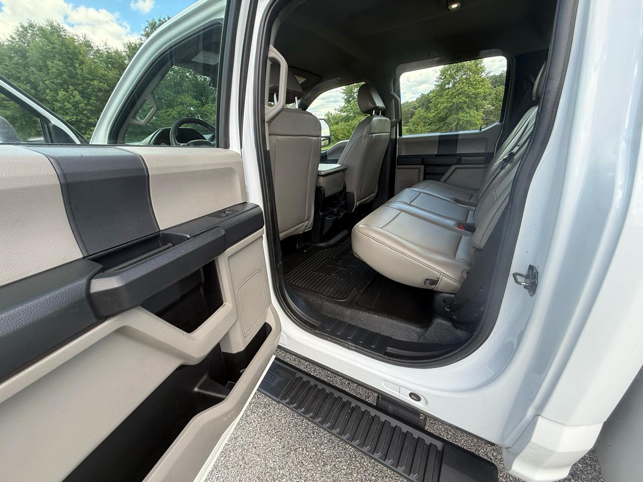 Ford F-250 SD XL Crew Cab 4WD 2022