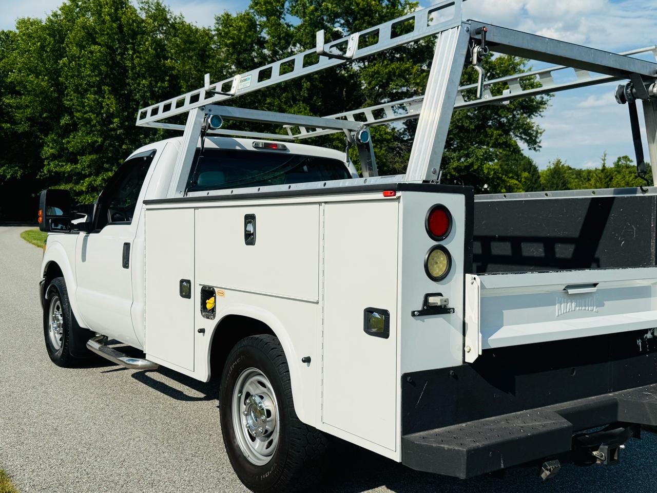 Ford F-250 SD XLT 2WD 2016