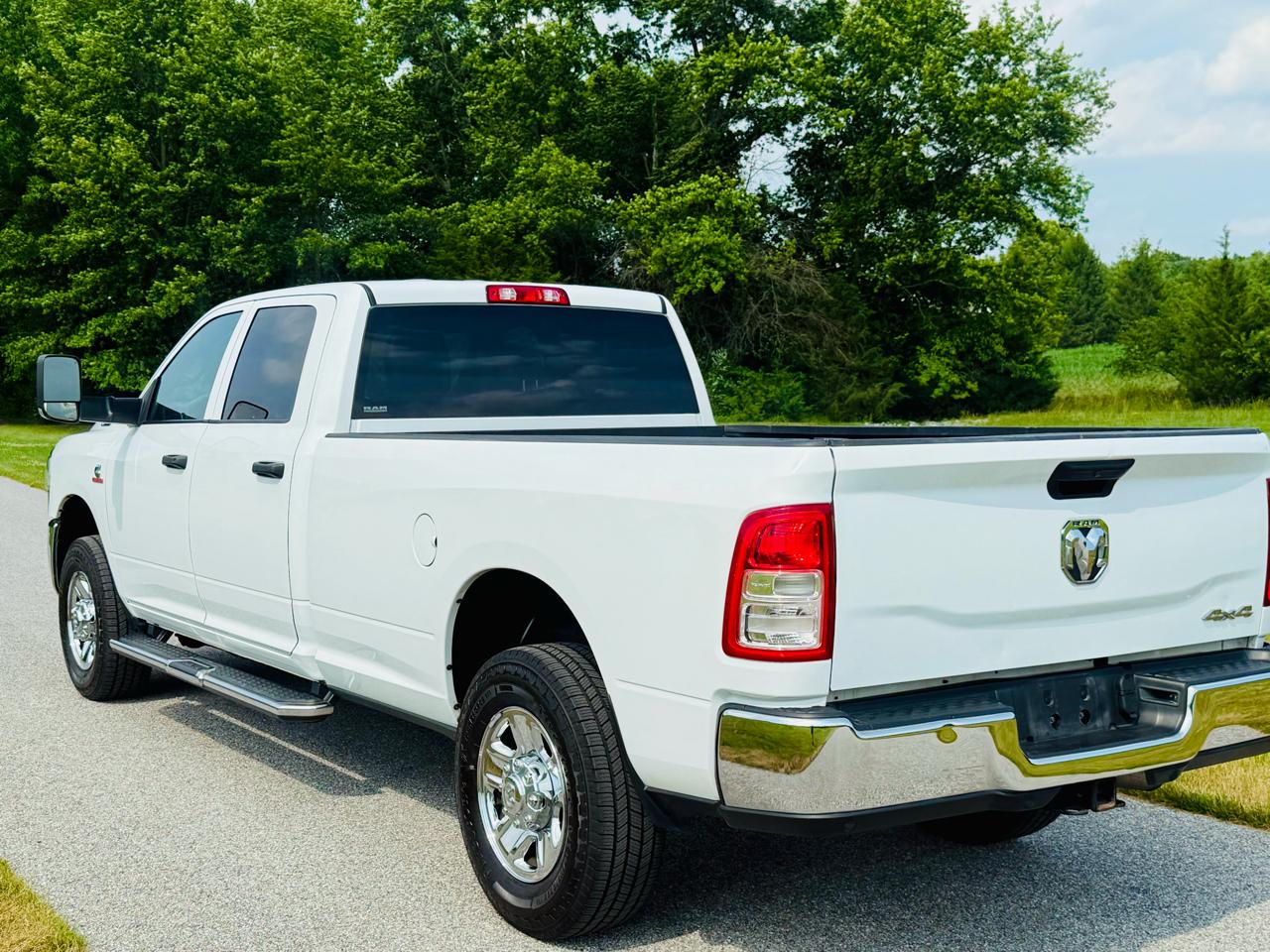 RAM 2500 Tradesman Crew Cab LWB 4WD 2022