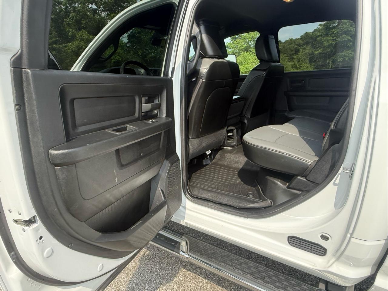 RAM 2500 Tradesman Crew Cab LWB 4WD 2022