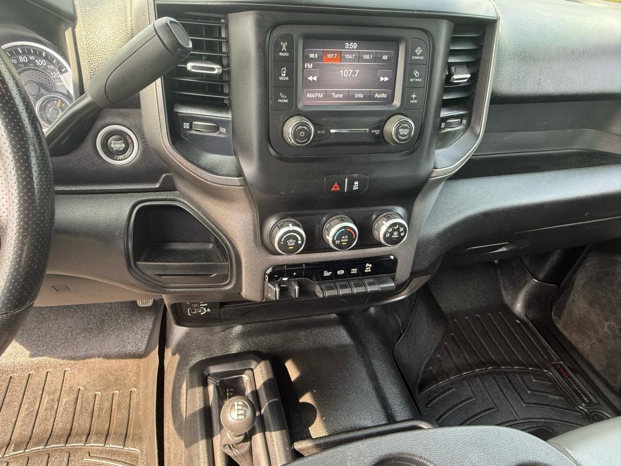 RAM 2500 Tradesman Crew Cab LWB 4WD 2022