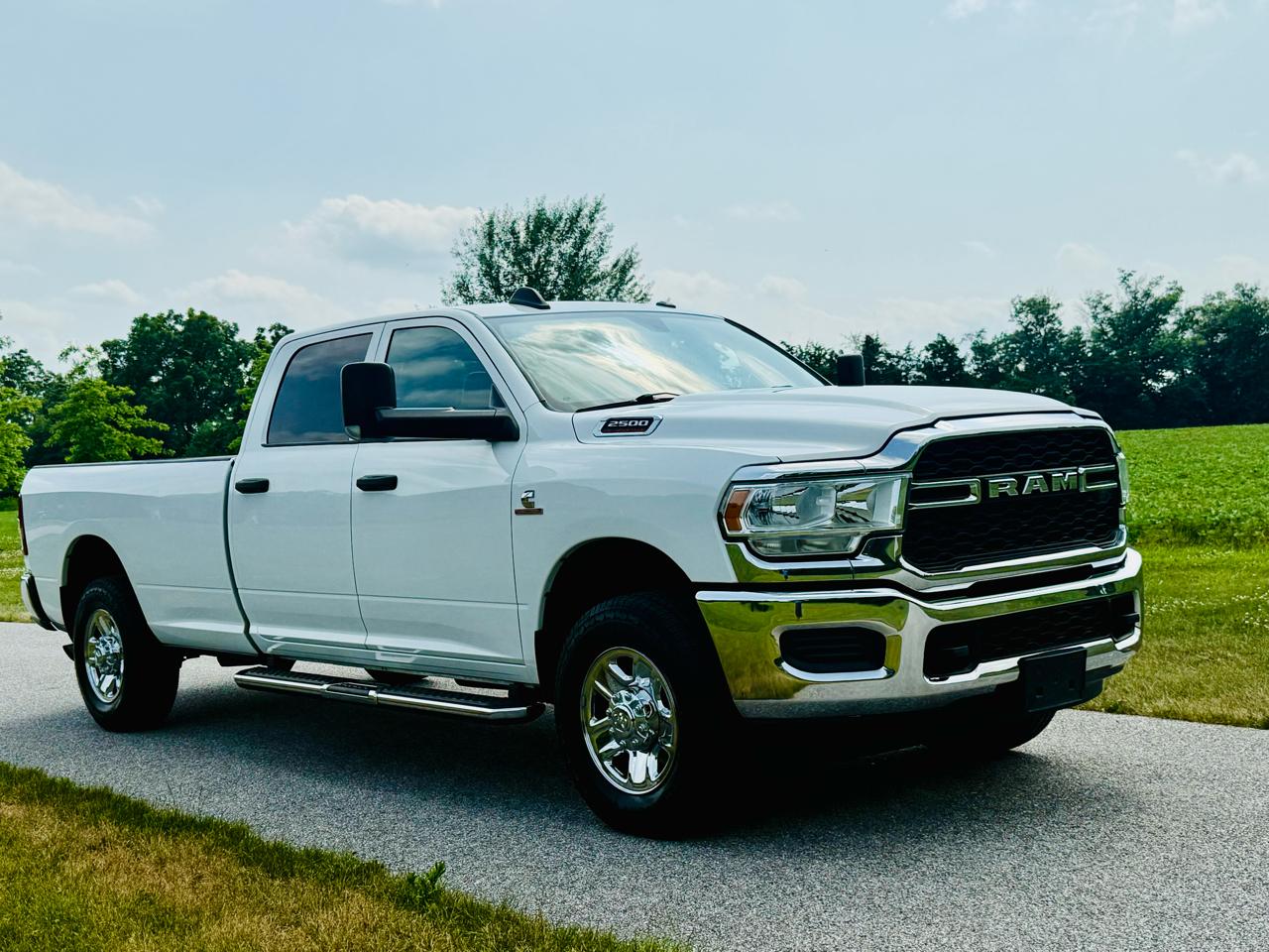RAM 2500 Tradesman Crew Cab LWB 4WD 2022