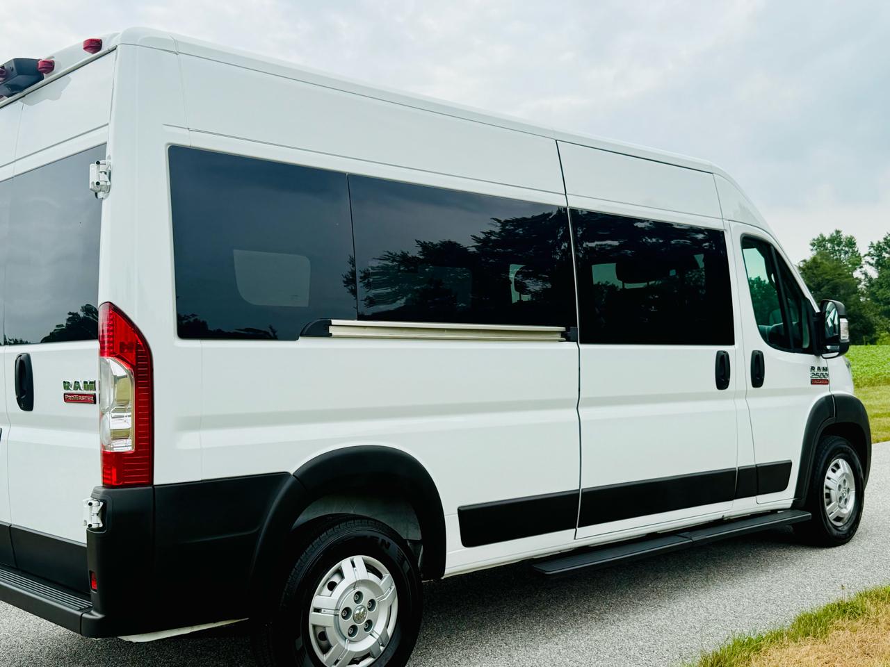 RAM Promaster 2500 High Roof Window Van 2022