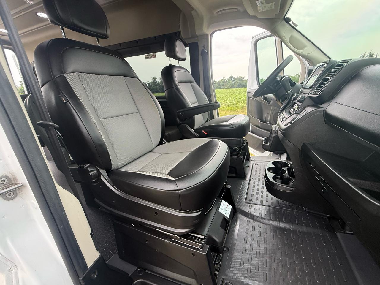 RAM Promaster 2500 High Roof Window Van 2022